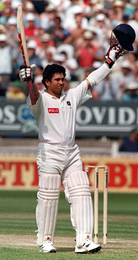 Sachin6.jpg (59347 bytes)